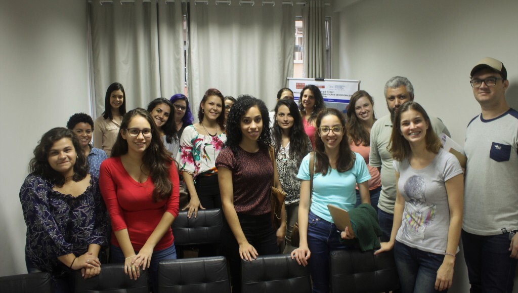 com-estudantes-petropolis-1024x579.jpg