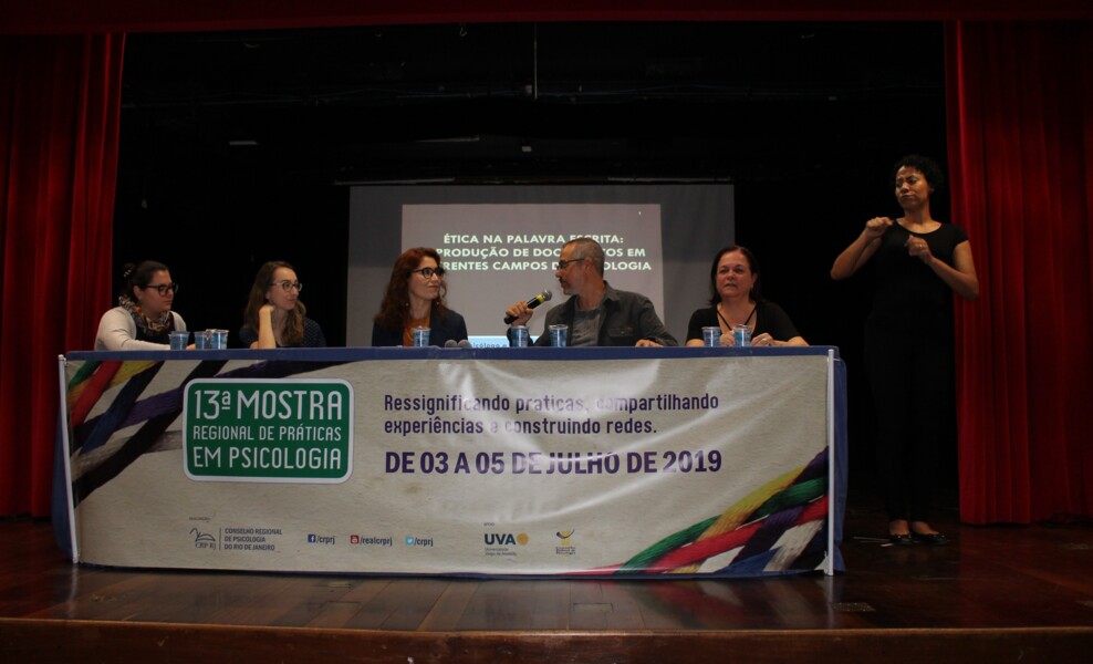 ultima-mesa-da-13a-mostra-debate-etica-e-producao-de-documentos-psicologicos